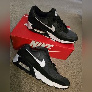 Mens Nike Air Max 90 Iron Grey/White-Dk Smoke Grey-Black Cn8490-002- Sz 10 READ